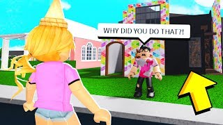 I CHEATED In A Build Off What My Brother Does Will Make You LAUGH Roblox Bloxburg [upl. by Veriee]