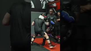 Israel Adesanya amp Alexander Volkavonski Sparring  UFC 276 [upl. by Yenahpets]